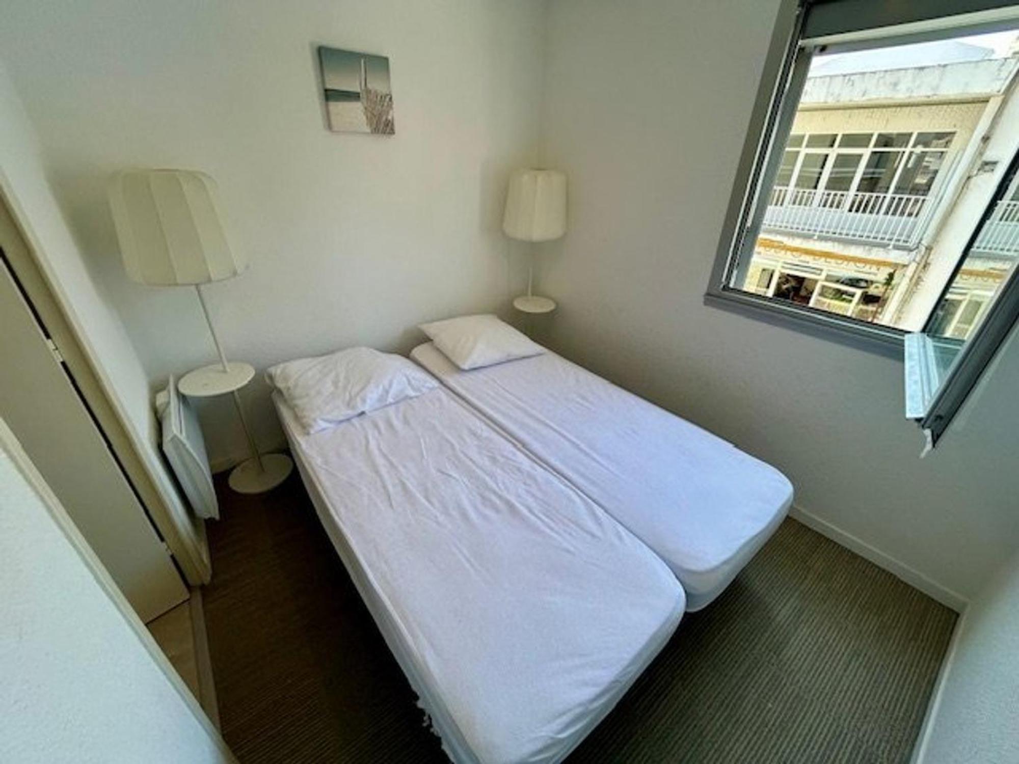Appartement T2 A Royan, 4 Pers., Proche Plage Et Commerces, Parking, Balcon, Confortable Et Equipe - Fr-1-494-60 Ngoại thất bức ảnh