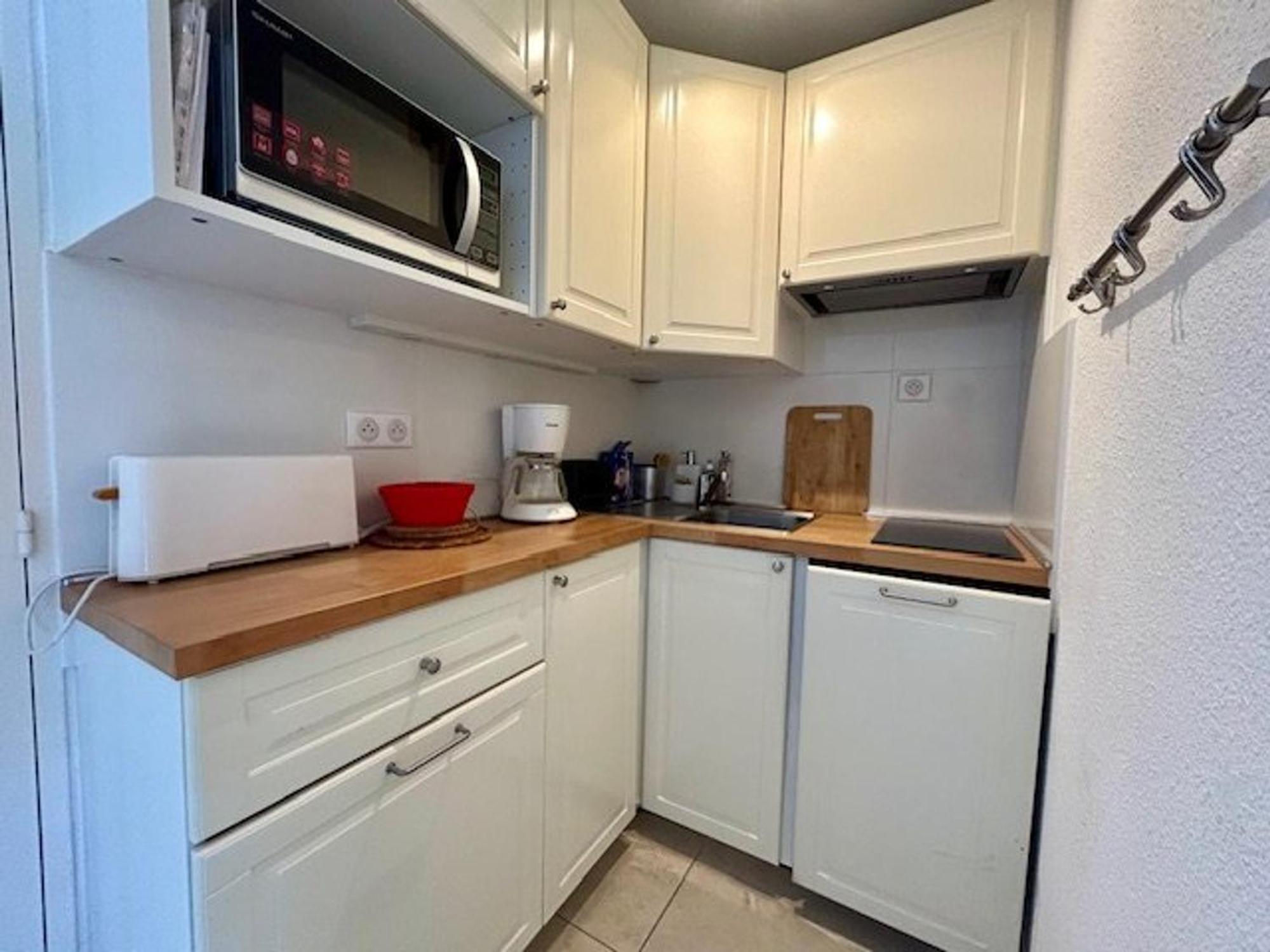 Appartement T2 A Royan, 4 Pers., Proche Plage Et Commerces, Parking, Balcon, Confortable Et Equipe - Fr-1-494-60 Ngoại thất bức ảnh